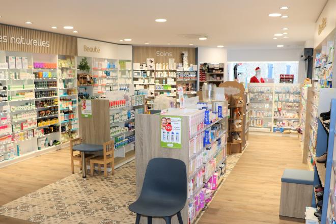 agencement aménagement réagencement relooking transfert création pharmacie officine surface de vente espace d'attente back office espace maman bébé beauté herboristerie tisanerie aromathérapie soins bio nature mad cabine vaccination orthopédie mobilier comptoir linéaires décoration travaux fabrication française agenceur. Découvrez nos réalisations ici https://www.jbcc-agenceur.com/nos-realisations