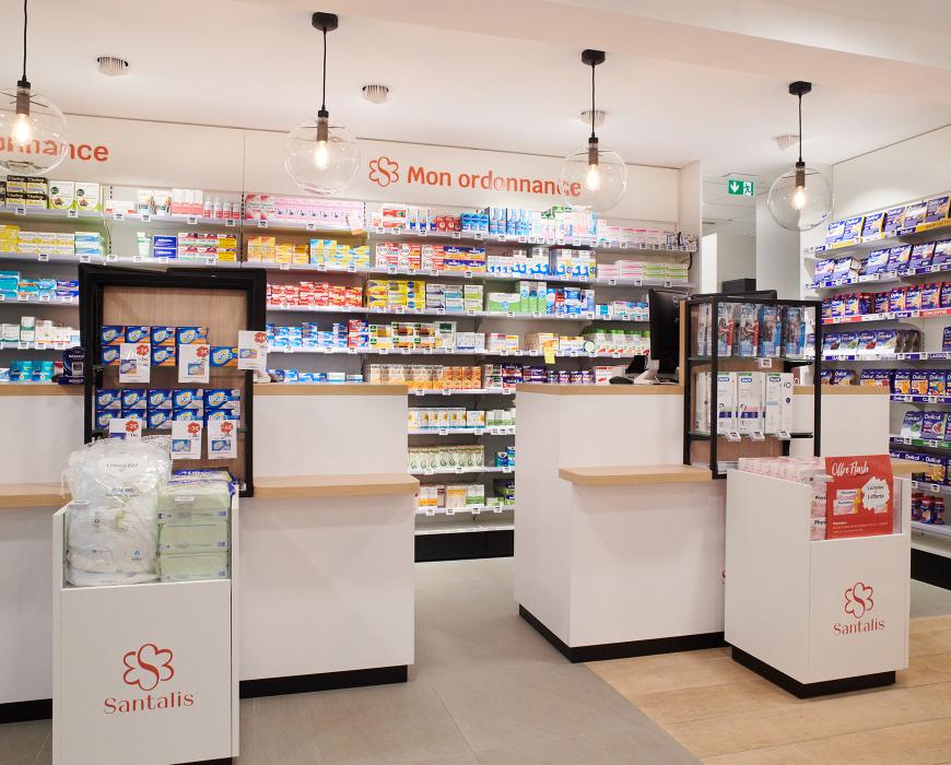 création mobilier transfert aménagement réagencement agencement aménagement relooking bois métal espace enfant maman bébé beauté nature soins bio espaces confidentiels cabine essayage vaccination pharmacie officine surface de vente espace d'attente back office orthopédie comptoir linéaires décoration travaux jbcc agenceur jbcc agencement