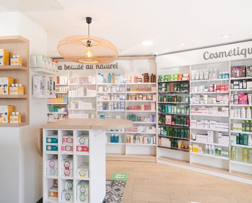 meubles sur mesure pharmacie agencement jbcc moderne tendance coloré