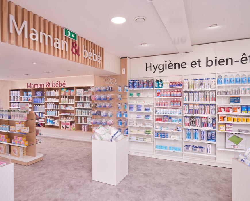 agencement pharmacie blanc bois
