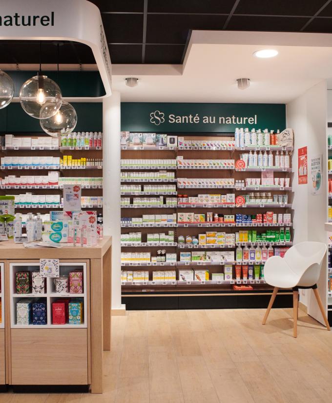 création mobilier transfert aménagement réagencement agencement aménagement relooking bois métal espace enfant maman bébé beauté nature soins bio espaces confidentiels cabine essayage vaccination pharmacie officine surface de vente espace d'attente back office orthopédie comptoir linéaires décoration travaux jbcc agenceur jbcc agencement