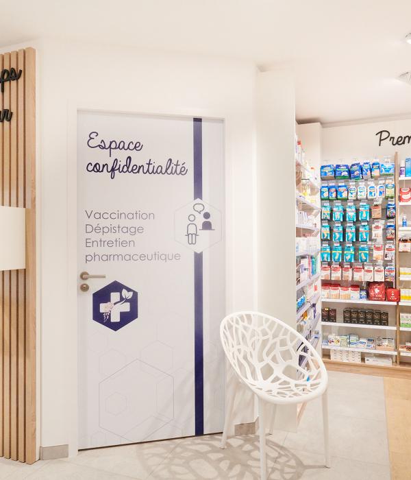 création mobilier transfert aménagement réagencement agencement aménagement relooking bois métal espace enfant maman bébé beauté nature soins bio espaces confidentiels cabine essayage vaccination pharmacie officine surface de vente espace d'attente back office orthopédie comptoir linéaires décoration travaux jbcc agenceur jbcc agencement