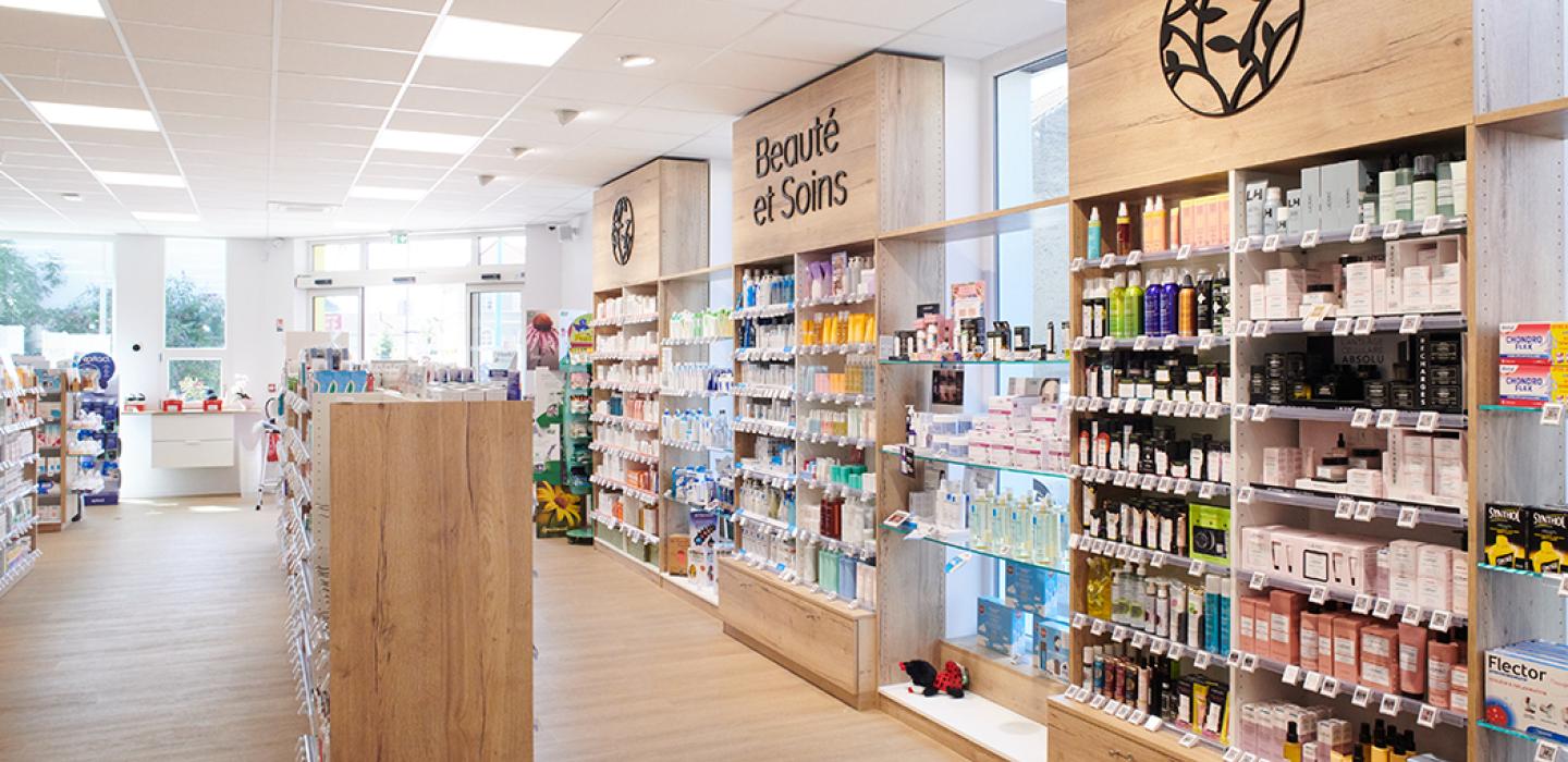 MobilierEcoSourcé NormesEnvironnementales SensibilitéEnvironnementale AgencementDurable MatériauxRecyclables ProduitsLocaux CircuitsCourts CréationMobilier TransfertAménagement Réagencement RelookingPharmacie MobilierBois MobilierMétal EspaceEnfant EspaceMamanBébé BeautéNature SoinsBio EspacesConfidentiels CabineDessayage VaccinationPharmacie OfficinePharmacie SurfaceDeVente EspaceDAttente BackOffice Orthopédie ComptoirPharmacie LinérairesPharmacie DécorationIntérieure TravauxPharmacie JBCCAgenceur JBCCAgen