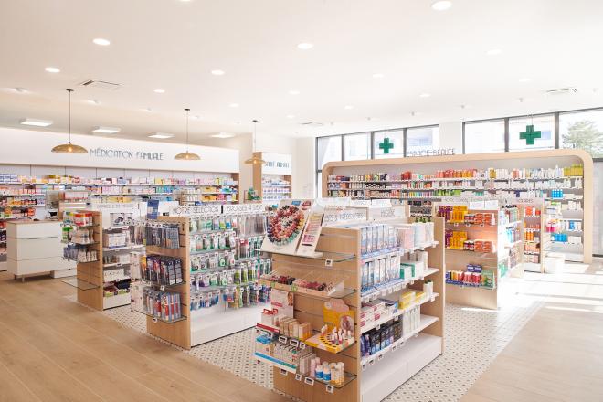 création mobilier transfert aménagement réagencement agencement relooking bois métal espace enfant maman bébé beauté nature soins bio espaces confidentiels cabine essayage vaccination pharmacie officine surface de vente espace d'attente back office orthopédie comptoir linéaires décoration travaux jbcc agenceur jbcc agencement