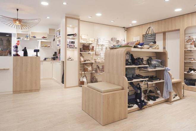 agencement magasin chaussures