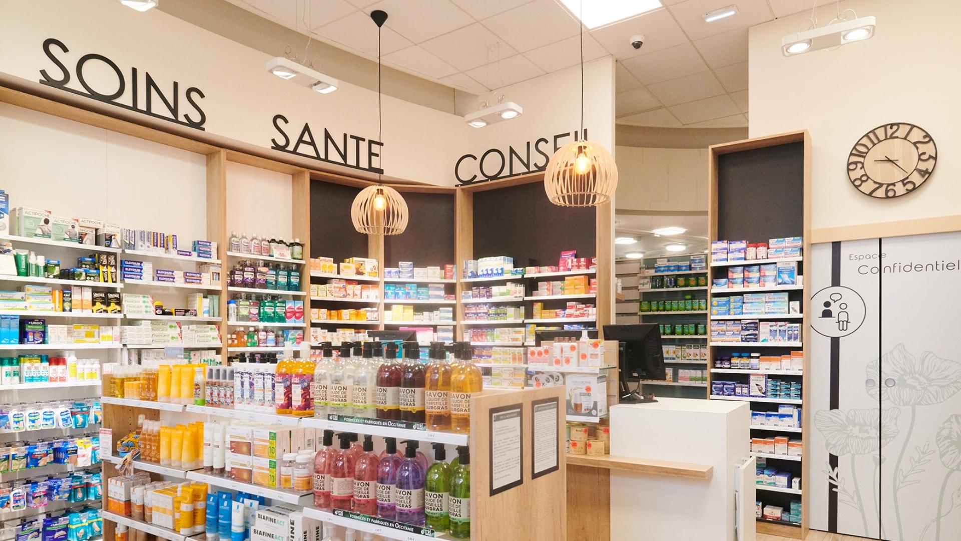 meubles sur mesure pharmacie agencement jbcc moderne tendance coloré