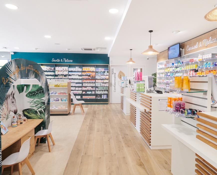 meubles sur mesure pharmacie agencement jbcc moderne tendance coloré