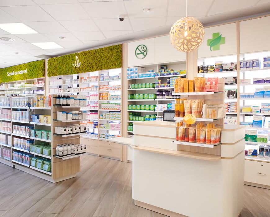 Comptoirs d'accueil de pharmacie en bois et blanc avec suspensions lumineuses design
