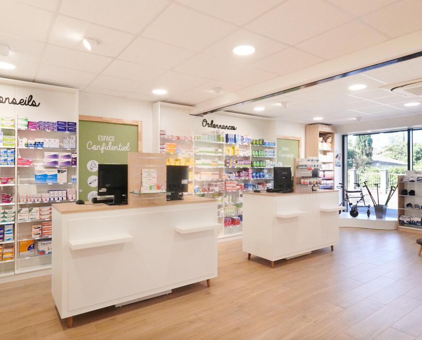 création mobilier transfert aménagement réagencement agencement aménagement relooking bois métal espace enfant maman bébé beauté nature soins bio espaces confidentiels cabine essayage vaccination pharmacie officine surface de vente espace d'attente back office orthopédie comptoir linéaires décoration travaux jbcc agenceur jbcc agencement