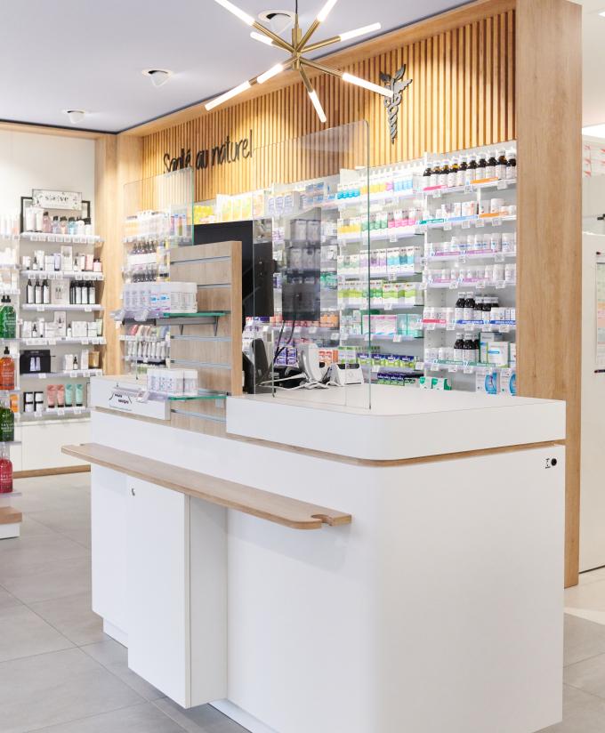 création mobilier transfert aménagement réagencement agencement aménagement relooking bois métal espace enfant maman bébé beauté nature soins bio espaces confidentiels cabine essayage vaccination pharmacie officine surface de vente espace d'attente back office orthopédie comptoir linéaires décoration travaux jbcc agenceur jbcc agencement
